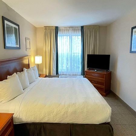Smart Suites, Ascend Hotel Collection South Burlington Bagian luar foto
