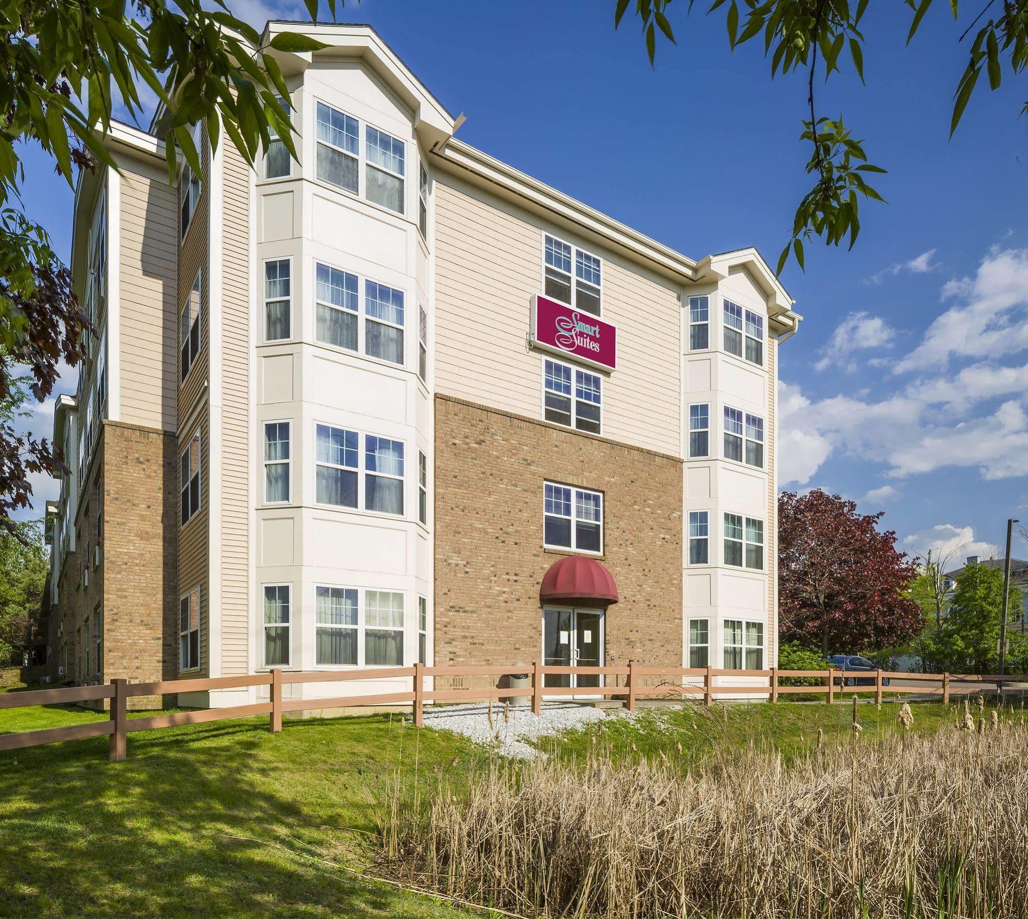 Smart Suites, Ascend Hotel Collection South Burlington Bagian luar foto